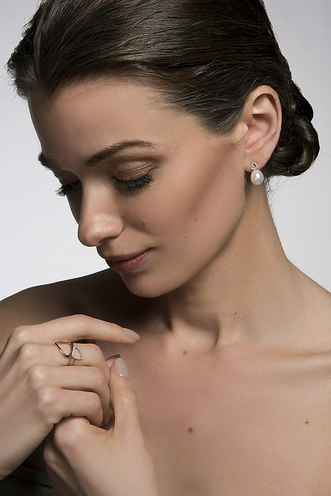 Rose Gold Single Diamonds White Pearl Earrings image 1