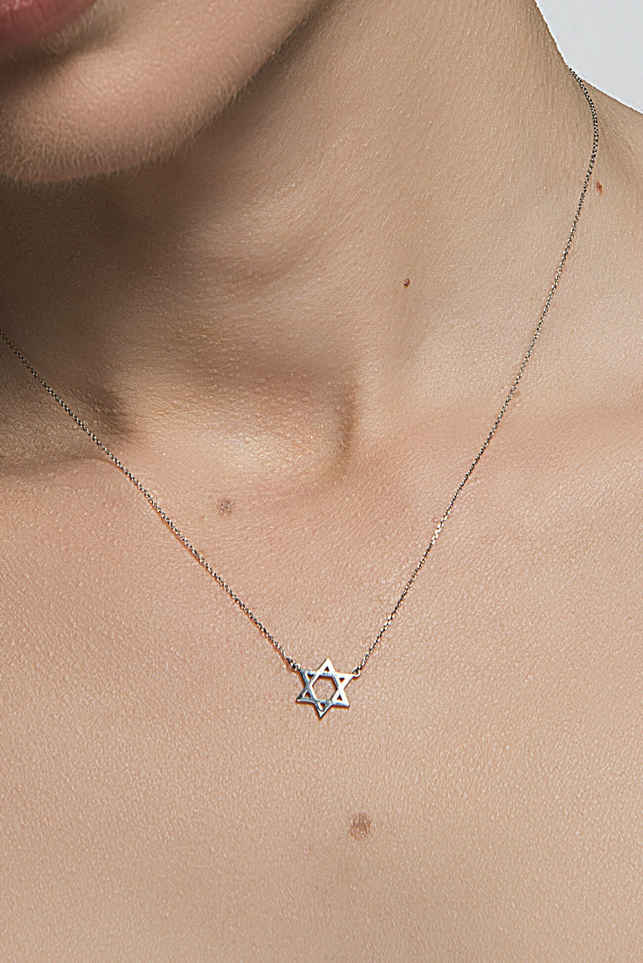 White Gold Star of David image 1